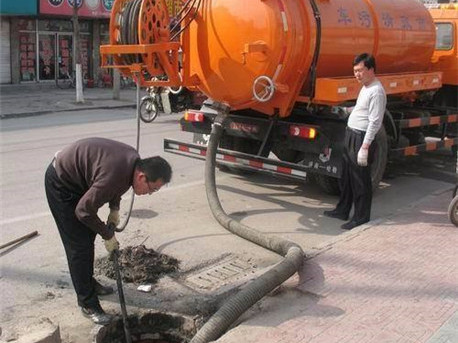 锦屏清掏化粪池，健康生活从这里开始