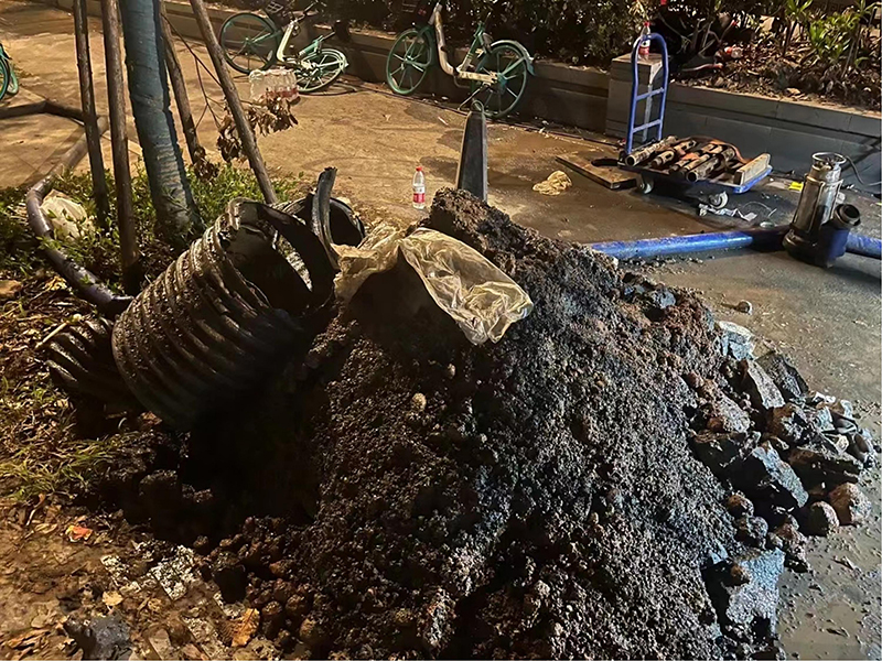 锦屏本地下水道疏通师傅，不通不收费【距您500米】